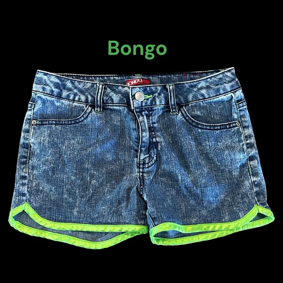 Bongo - Picture 1 of 2